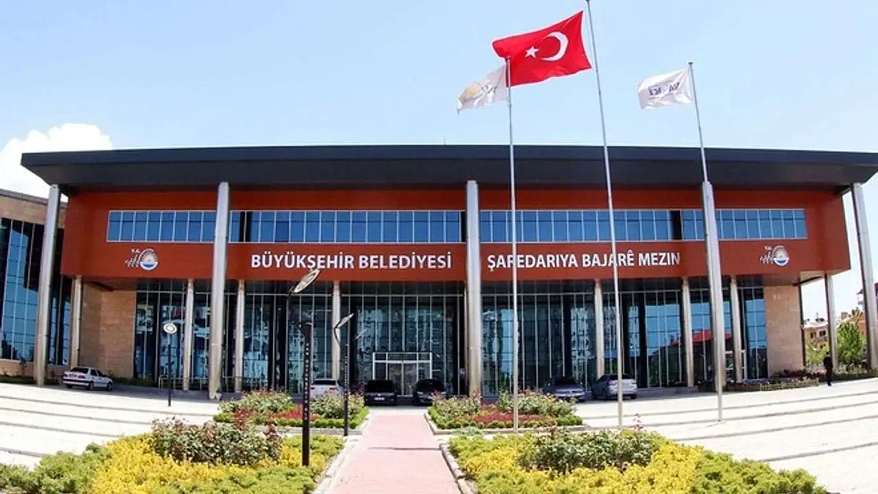 Van Büyükşehir’e 'ithal' bürokrat: Başkanın arkadaşı çıktı