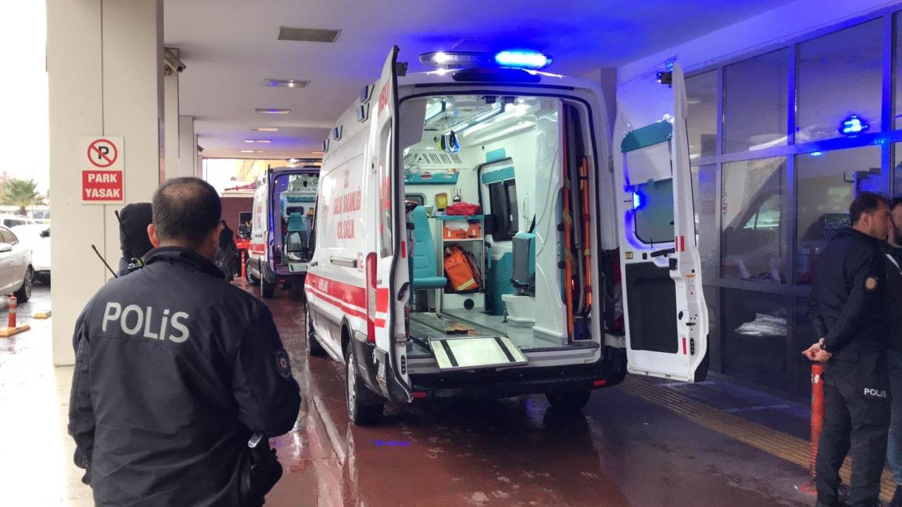 Şanlıurfa’da iki grup arasında bıçaklı kavga