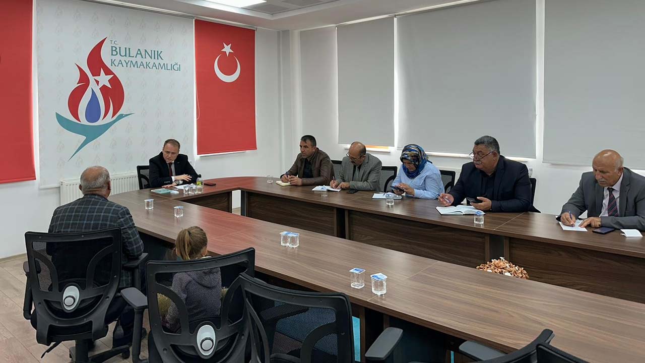 Muş’ta ‘Halk Günü Toplantısı’ yapıldı