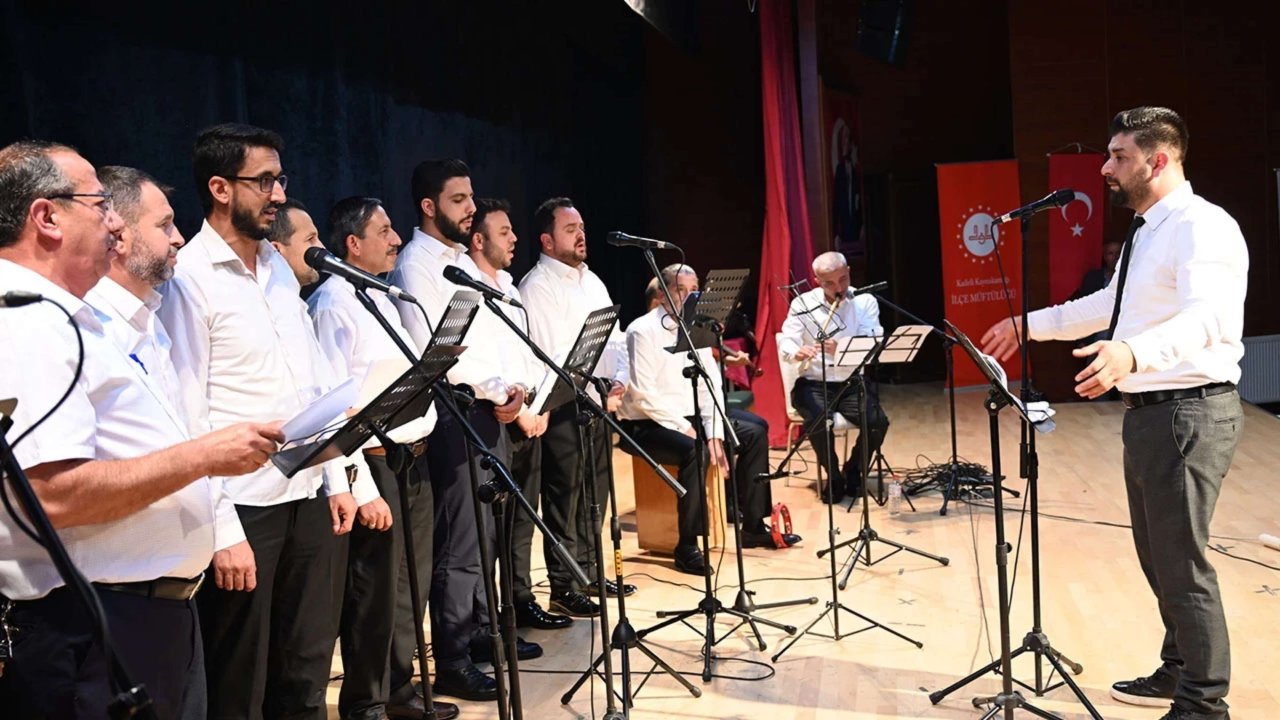İmamlar bu kez konser verdi