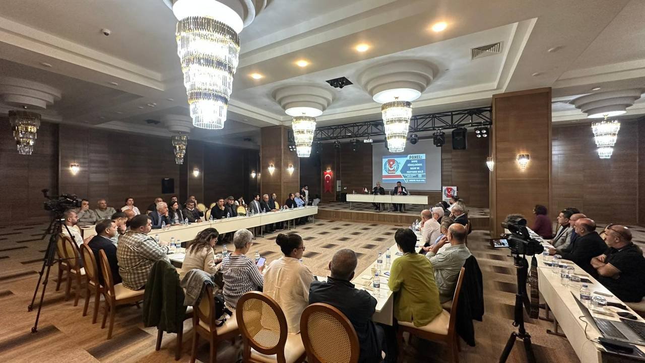 DEM’li vekil açıkladı: Süreci istemeyen askerler var
