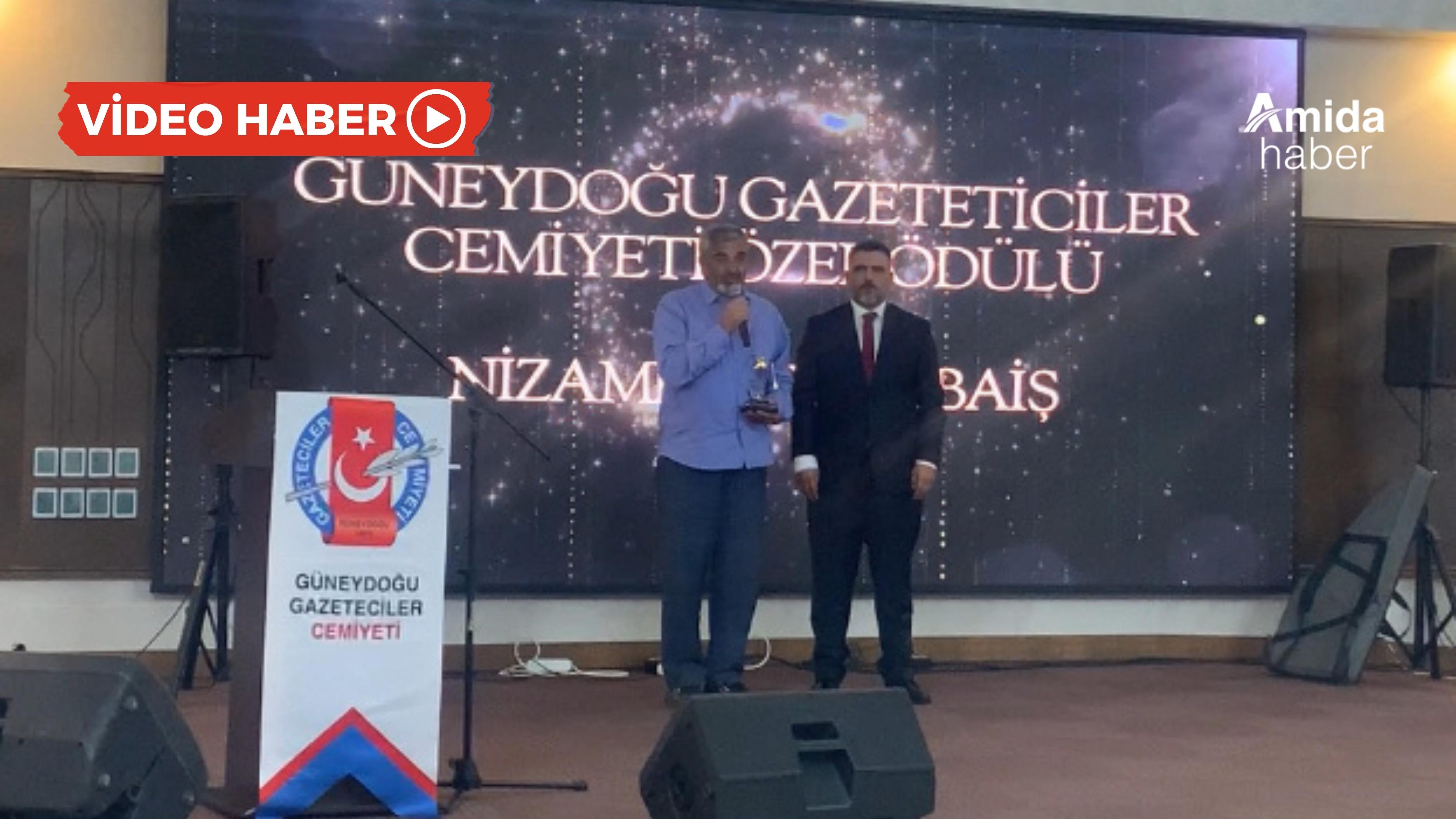 Diyarbakır’da Rojin Kabaiş’in babasına özel ödül