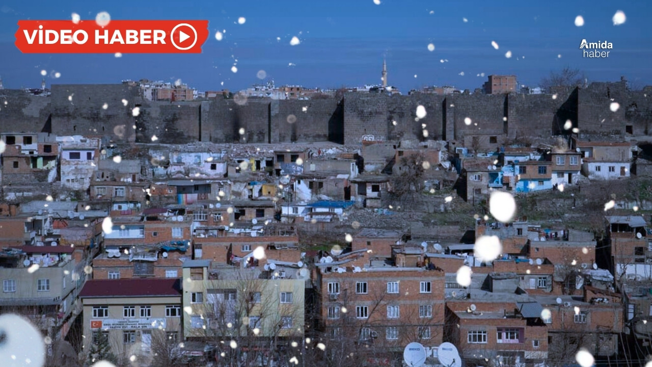 Diyarbakır’da yılın ilk kar yağışı