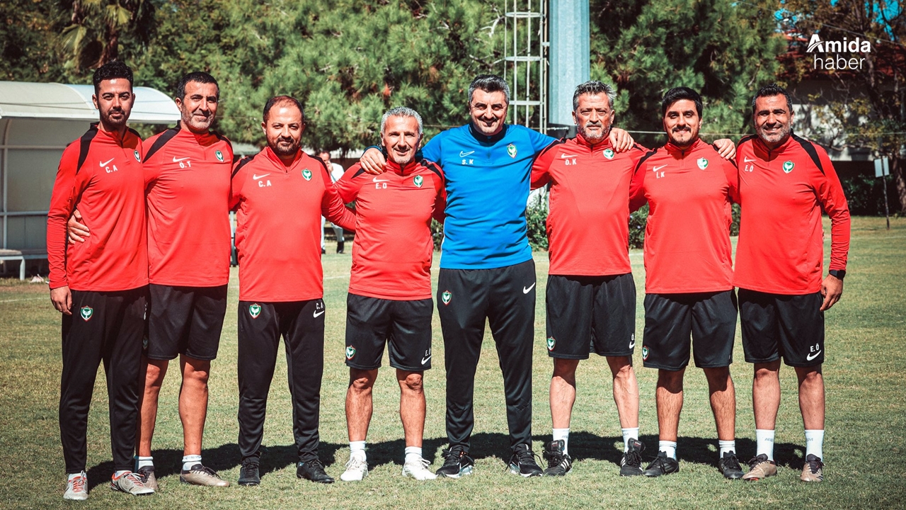 Amedspor Sinan Kaloğlu’nun ekibini duyurdu
