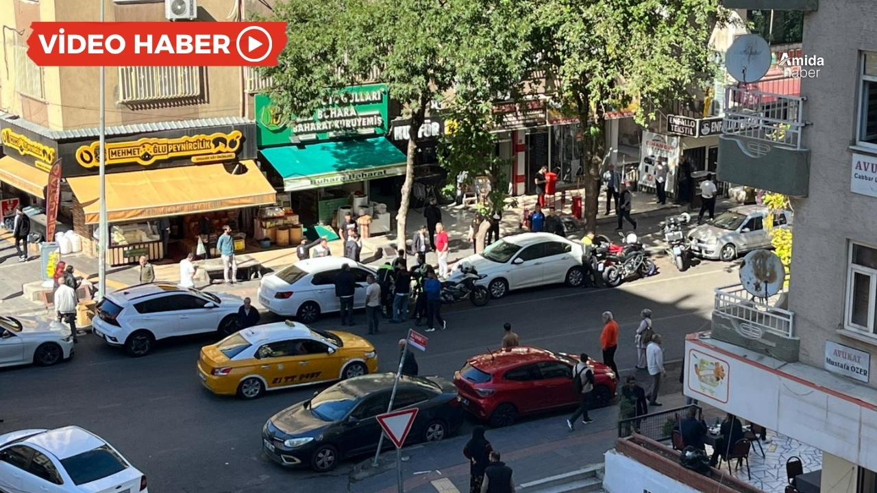 Diyarbakır’da esnaf polisle gençleri ayırdı