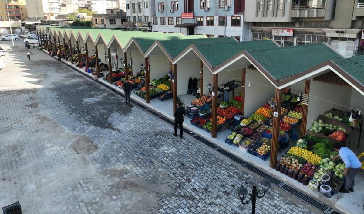 Şanlıurfa’da manavlar pazarı yenilendi