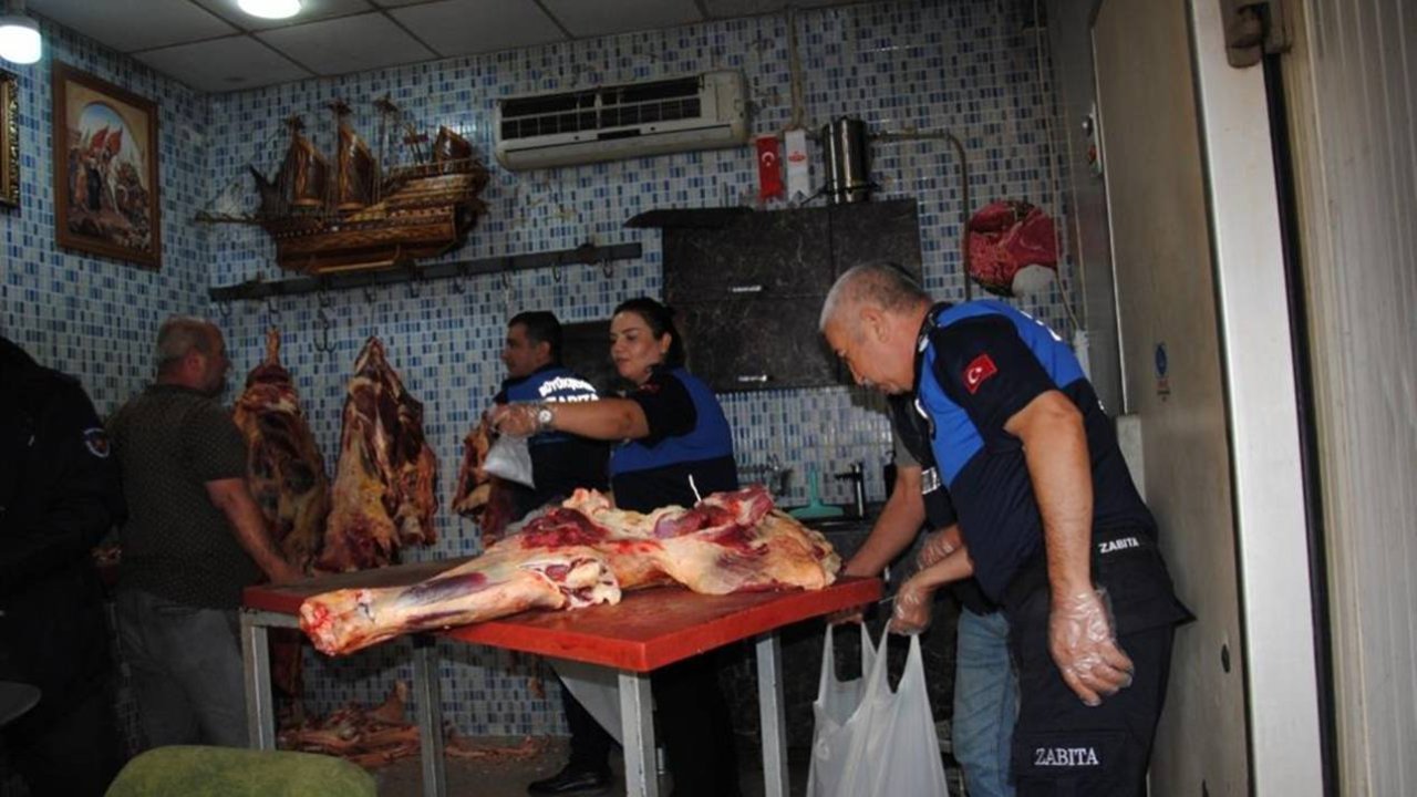 Şanlıurfa’da 1 ton bozuk et ele geçirildi
