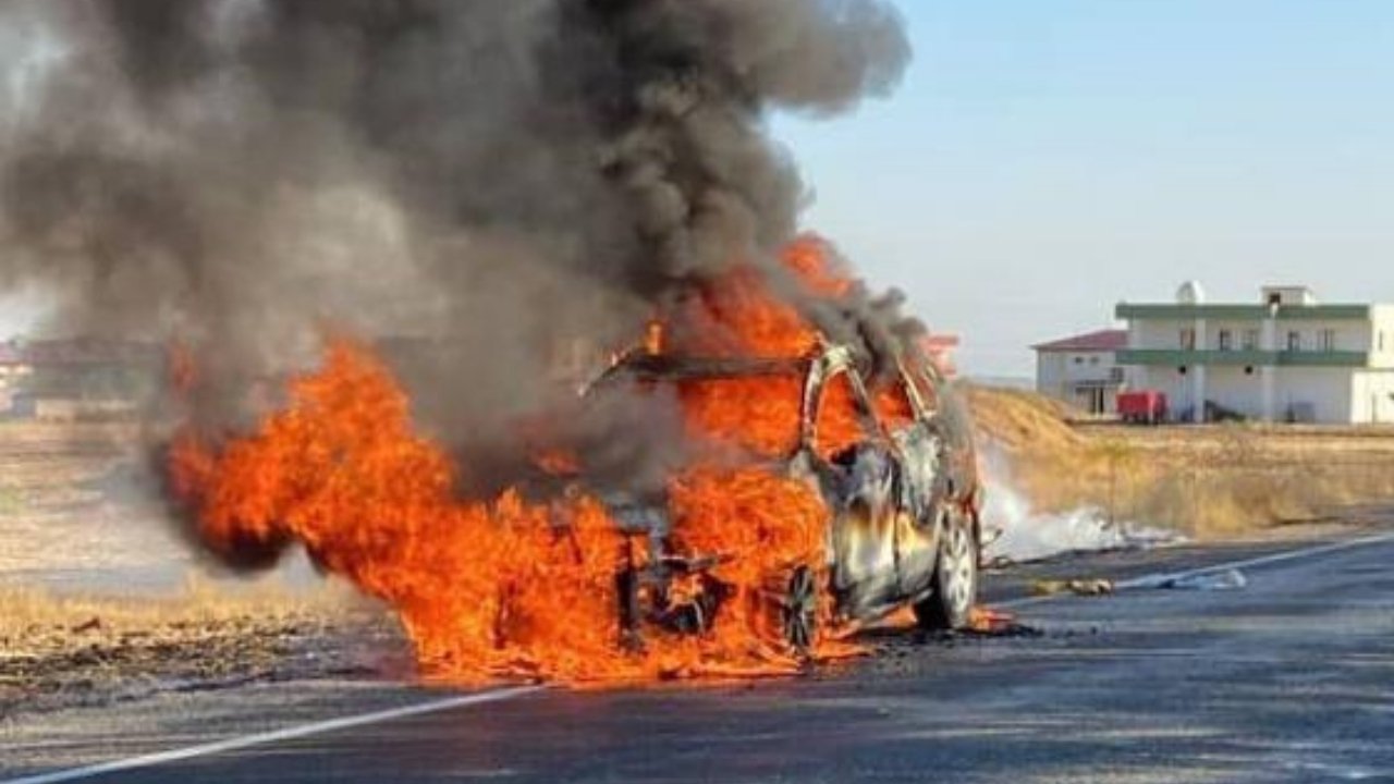 Diyarbakır’da korkutan yangın: Sürücü canını zor kurtardı