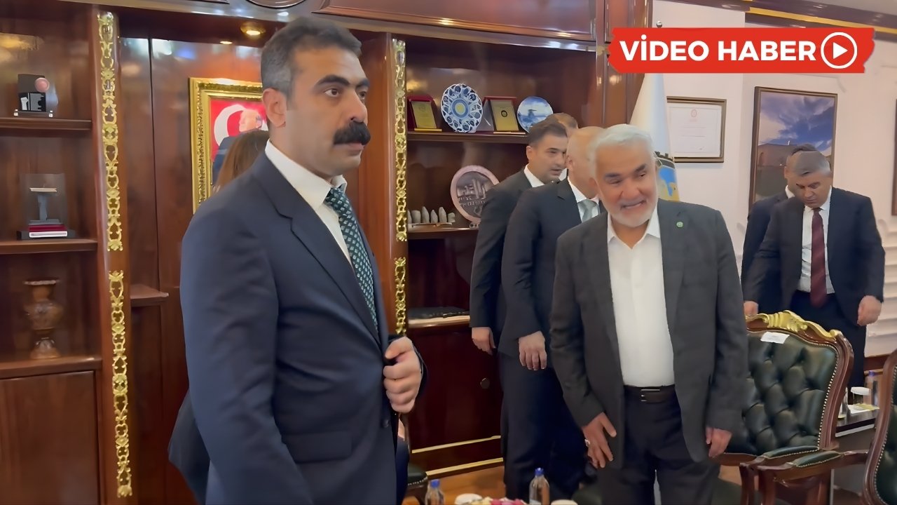 Diyarbakır’da ‘barışa’ mesafe: Kameralara yansıdı