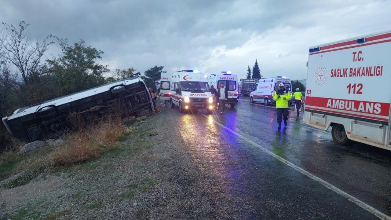 Tur otobüsü şarampole yuvarlandı: Çok sayıda ölü ve yaralı var