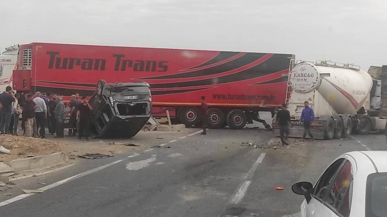 Mardin'de tır tanker ve ticari araç çarpıştı: 3 yaralı