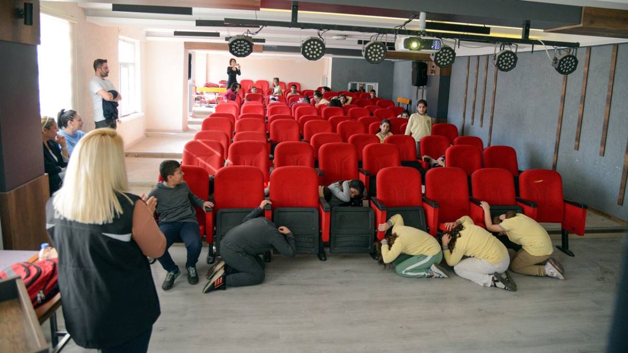 Diyarbakır’da öğrencilere afet farkındalık eğitimi