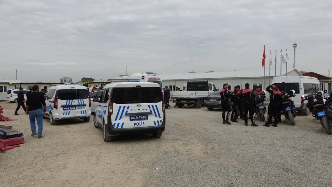Şantiyede sopalı ve bıçaklı kavga: 4 yaralı, çok sayıda gözaltı