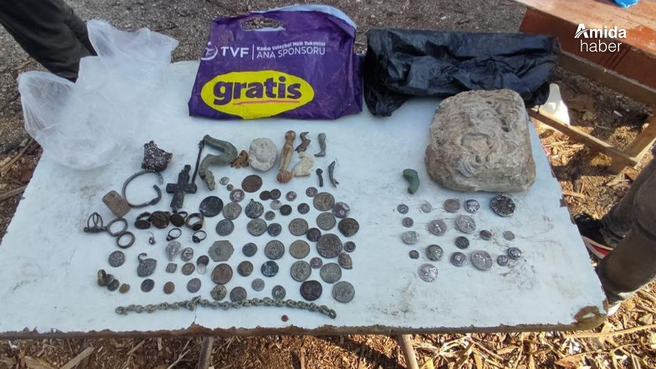 Adana'da kaçakçılık operasyonu: 18 kişi gözaltına alındı