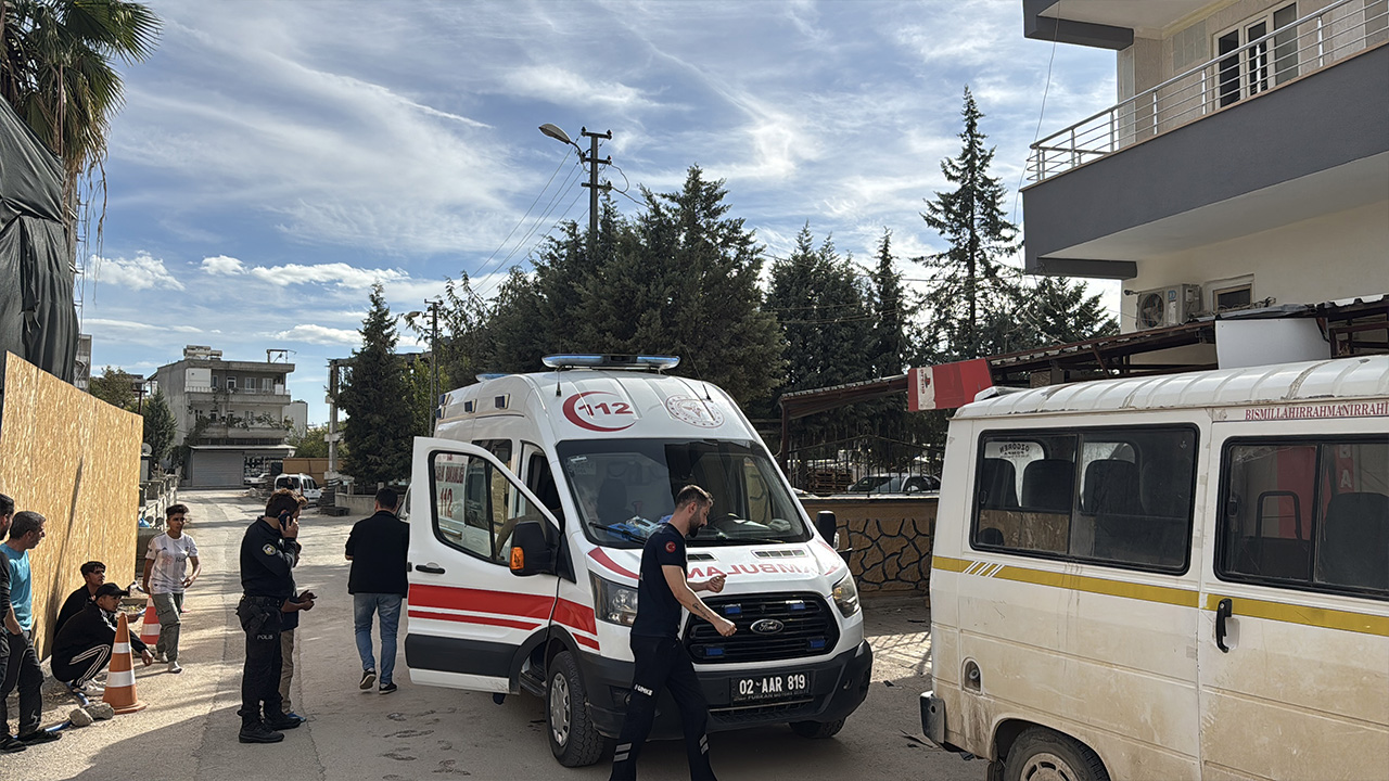 Adıyaman'da dini nikahlı eşini silahla yaralayan kişi canına kıydı