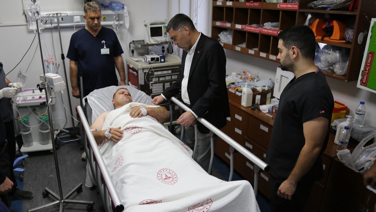 Nöbetçi polis memurunu bıçaklayan zanlı tutuklandı
