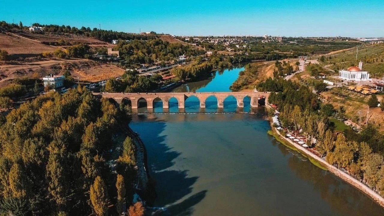 Diyarbakırlı doçente sürgün: Çüngüş’e gönderildi