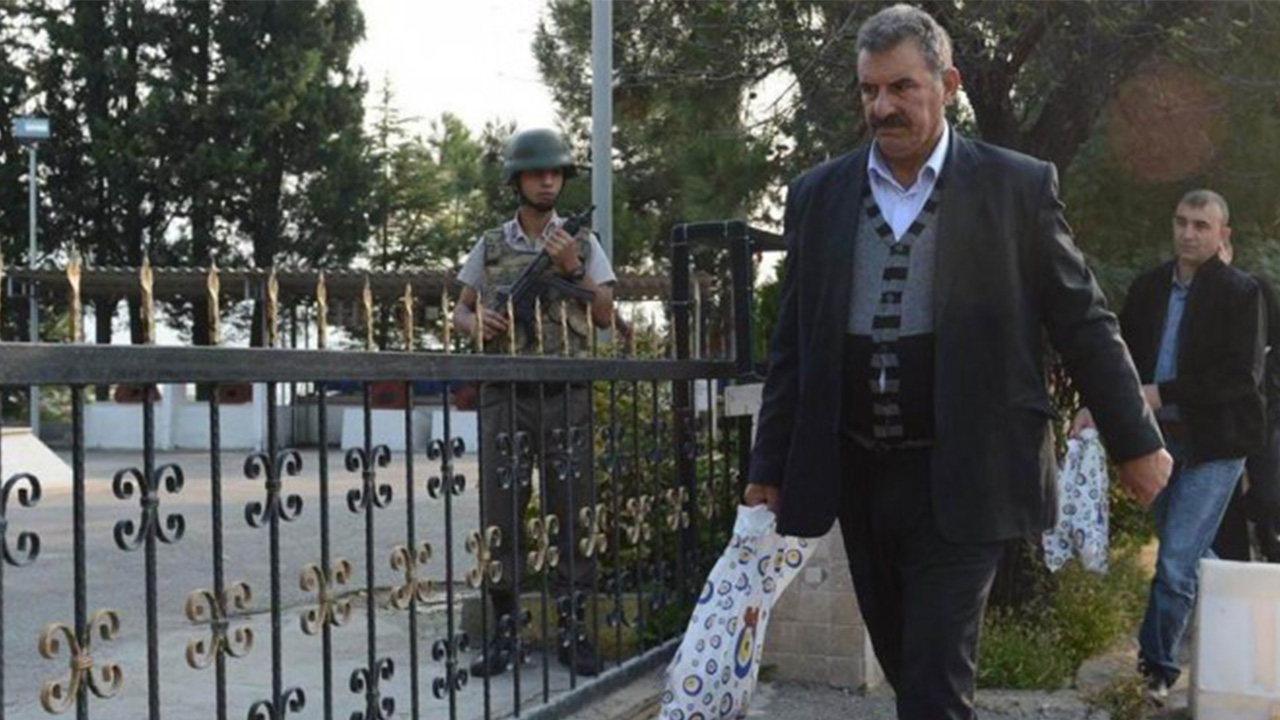 Abdullah Öcalan İmralı'da ailesiyle görüştü