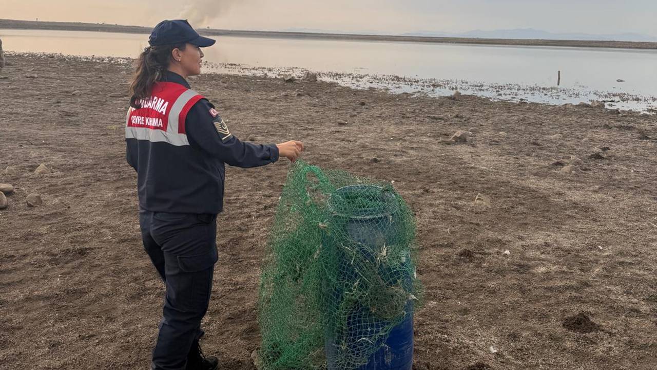 Diyarbakır’da kaçak balık avı: Ağlar imha edildi, balıklar döküldü