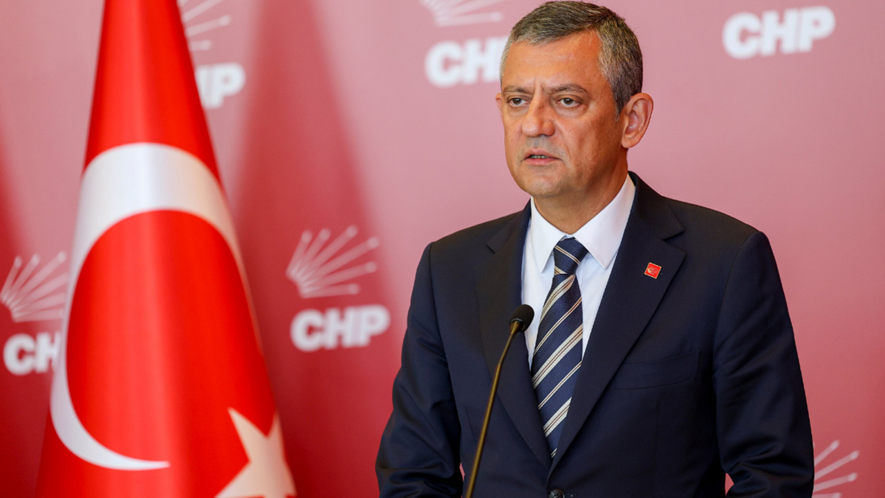 CHP lideri ve 11 milletvekili hakkında fezleke