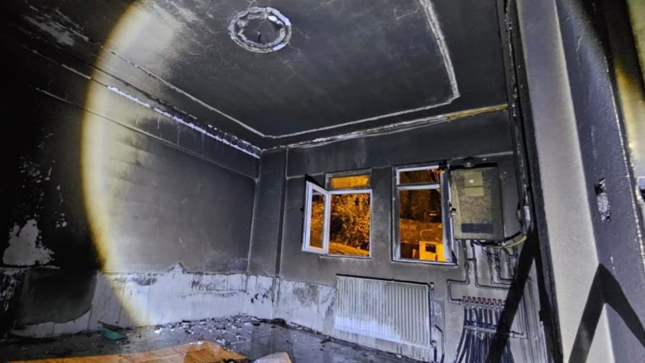 Hakkari’de korkutan yangın: Kullanılmaz hale geldi