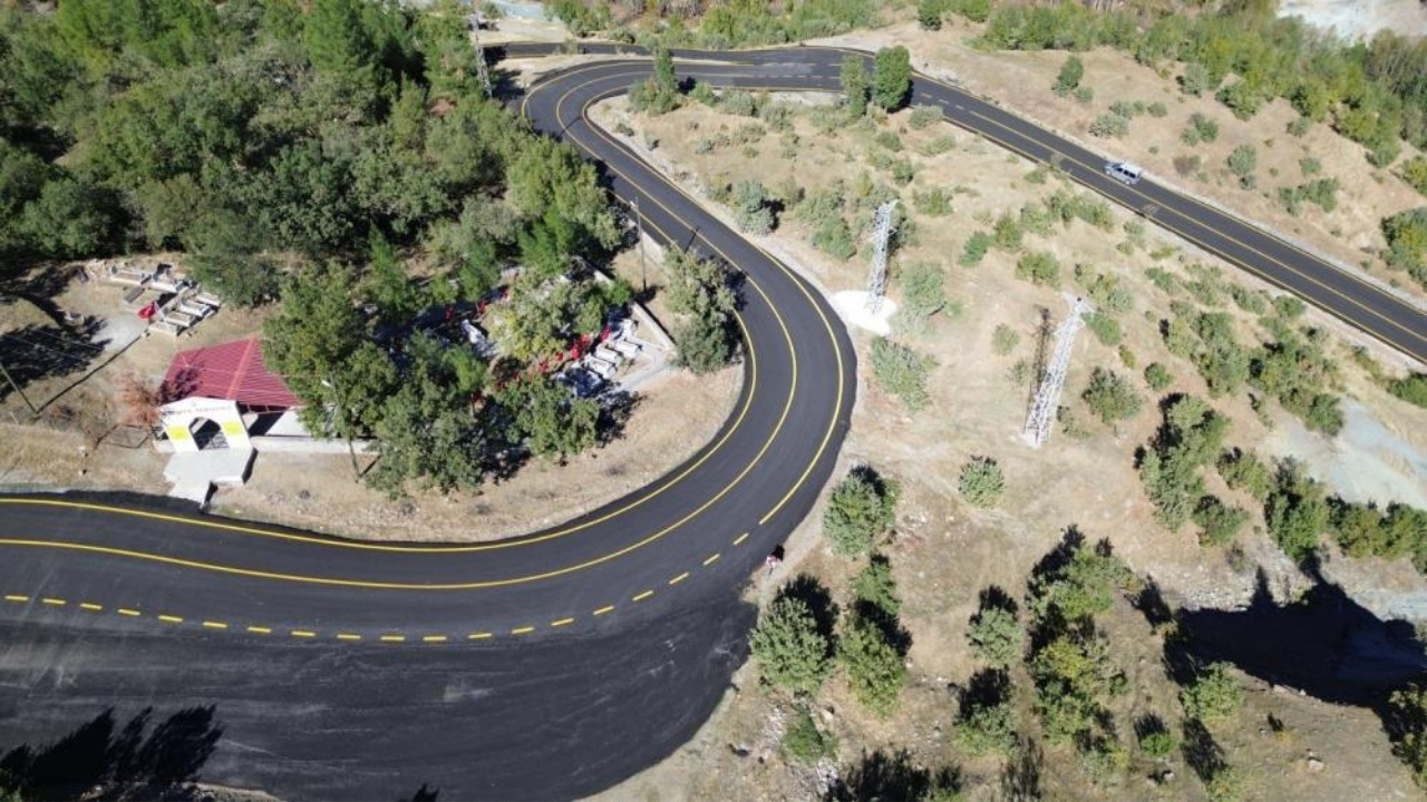 Siirt’te 23 bin metrelik yol çalışması
