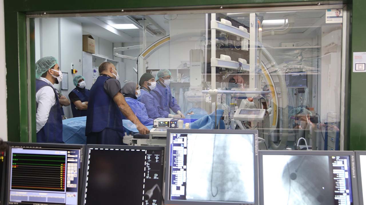 Diyarbakır'da ‘Uluslararası Pediatrik Girişimsel Kardiyoloji Çalıştayı’ gerçekleşti