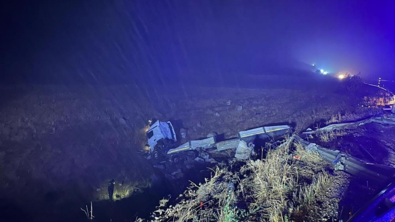 Malatya-Adıyaman yolunda kaza: Sürücü hayatını kaybetti