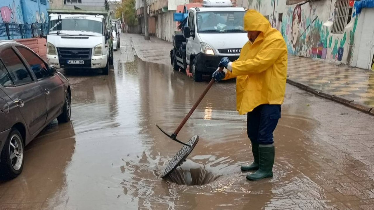 Diyarbakır’da sağanak yağış: 110 personel ve 43 araç sahada