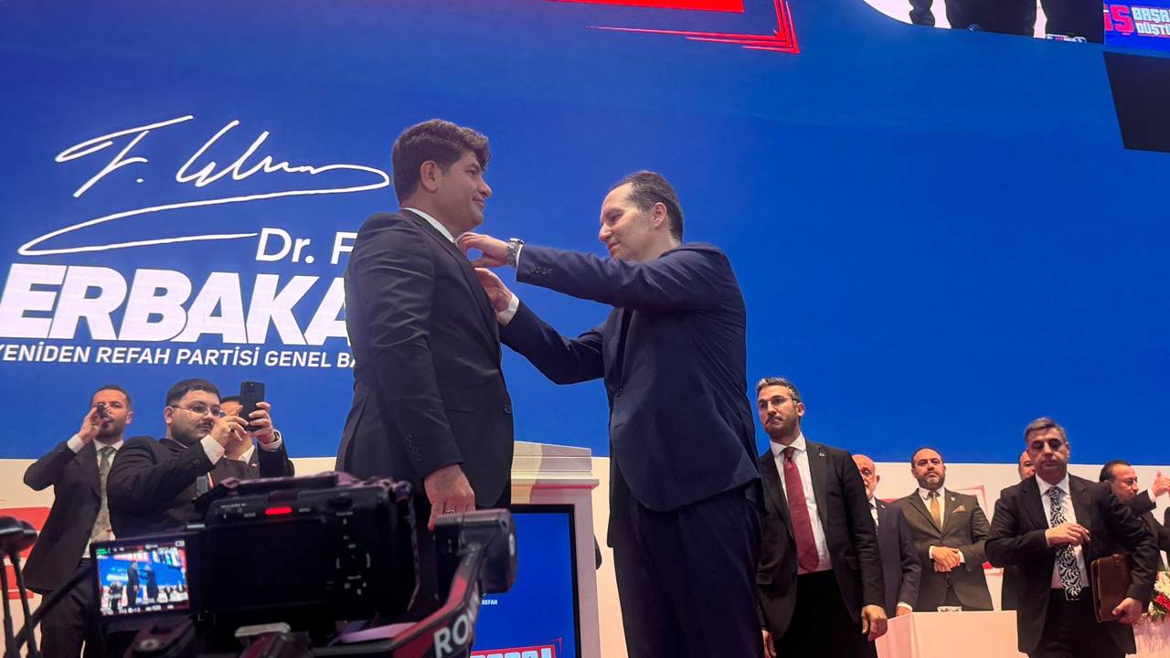 HDP’li eski vekil Yeniden Refah’a katıldı