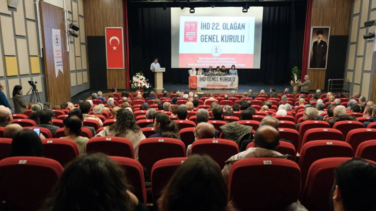İHD’nin yeni eş başkanları seçildi