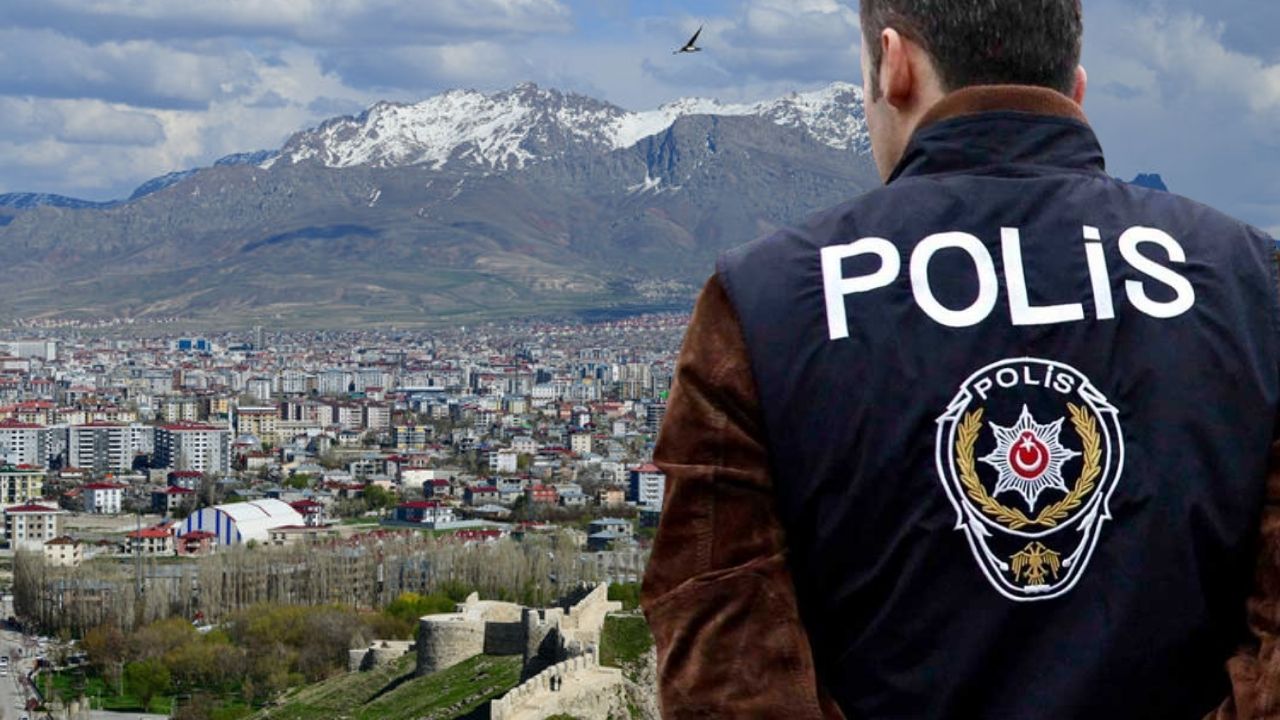 Van: Polis memuru 16 kilo uyuşturucu ile yakalandı