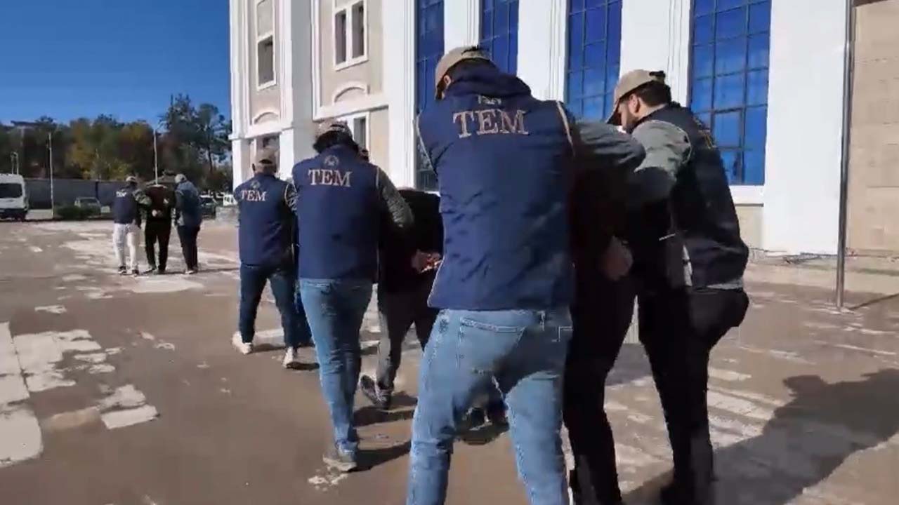 Adıyaman'da DEAŞ'a şafak operasyonu