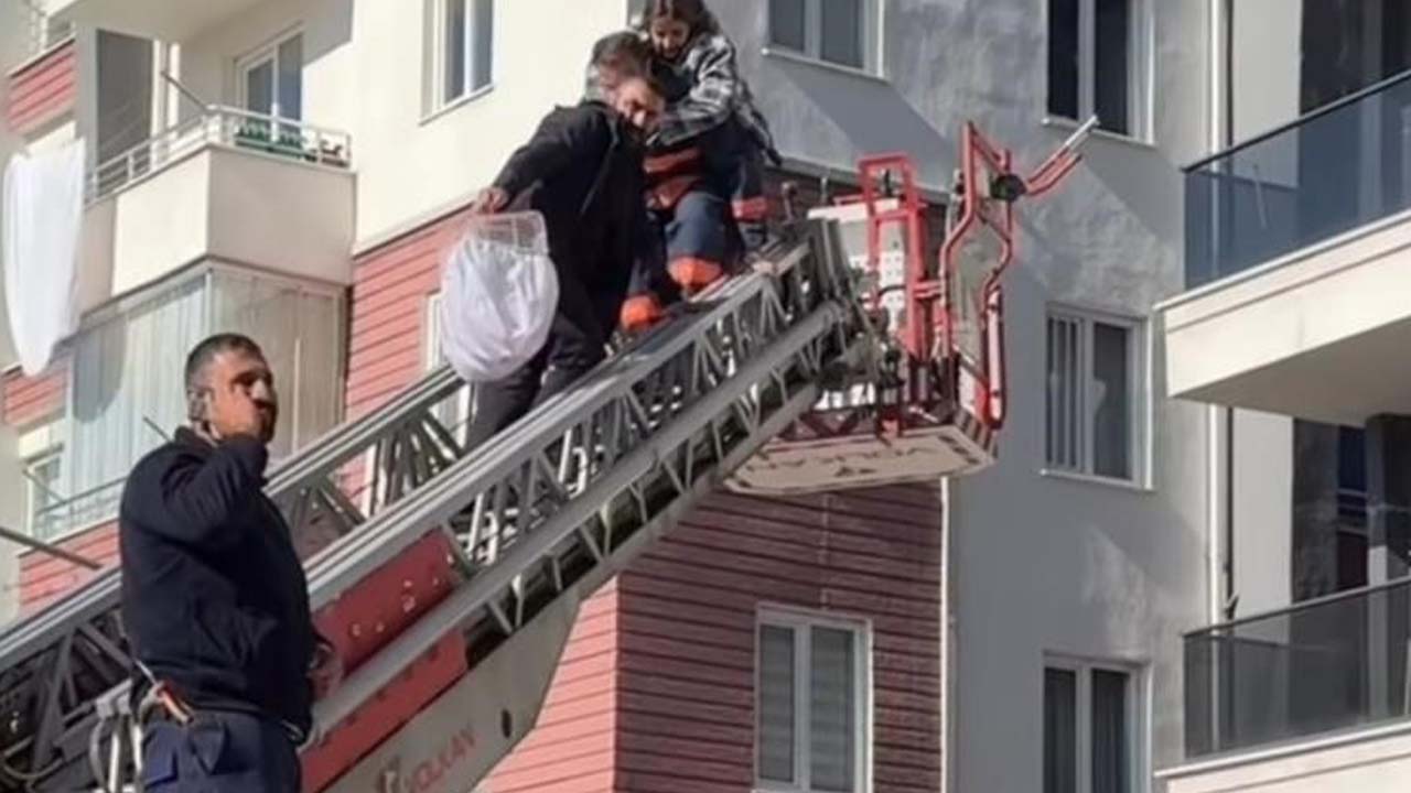 Van'da otopark yangını: 29 kişi dumandan etkilendi