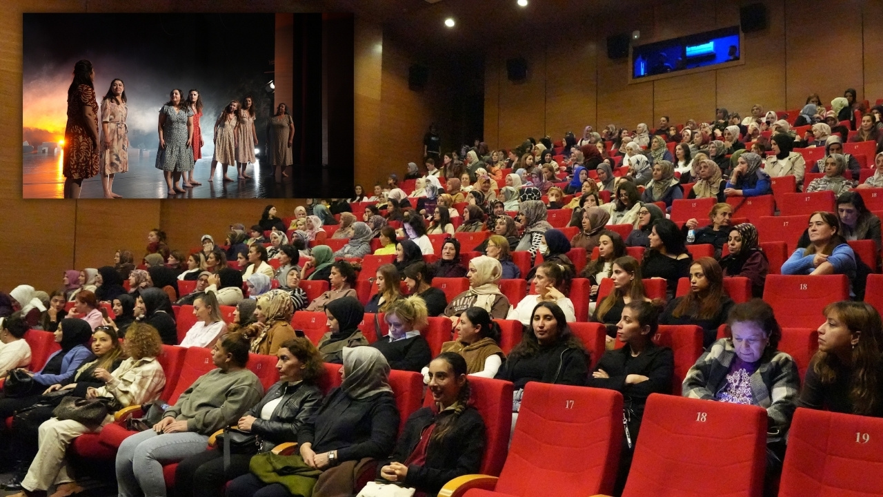 Diyarbakır’da Jîn oyunu kadınlar için sahnelendi