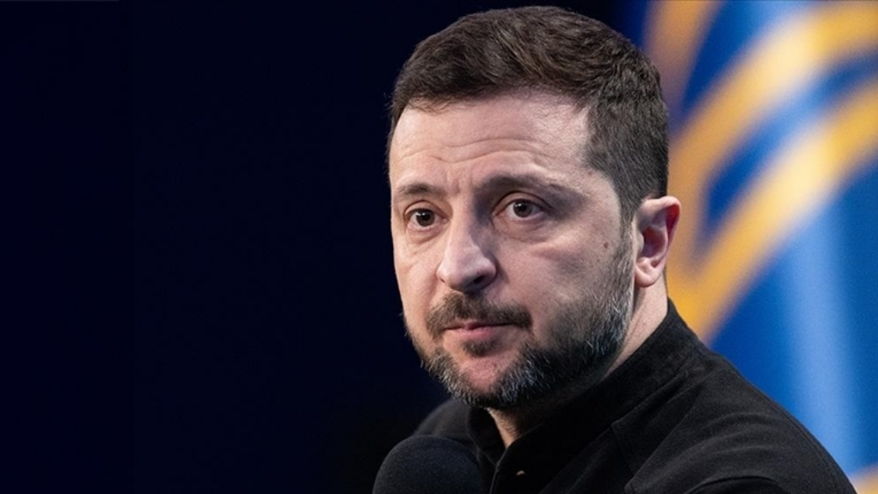 Zelenski: Ukraynalıların onuru için mücadele edeceğim