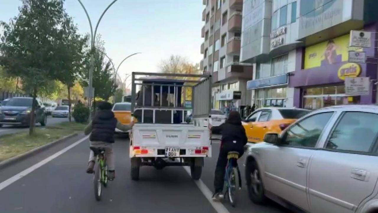 Diyarbakır: Ezilmekten son anda kurtuldular