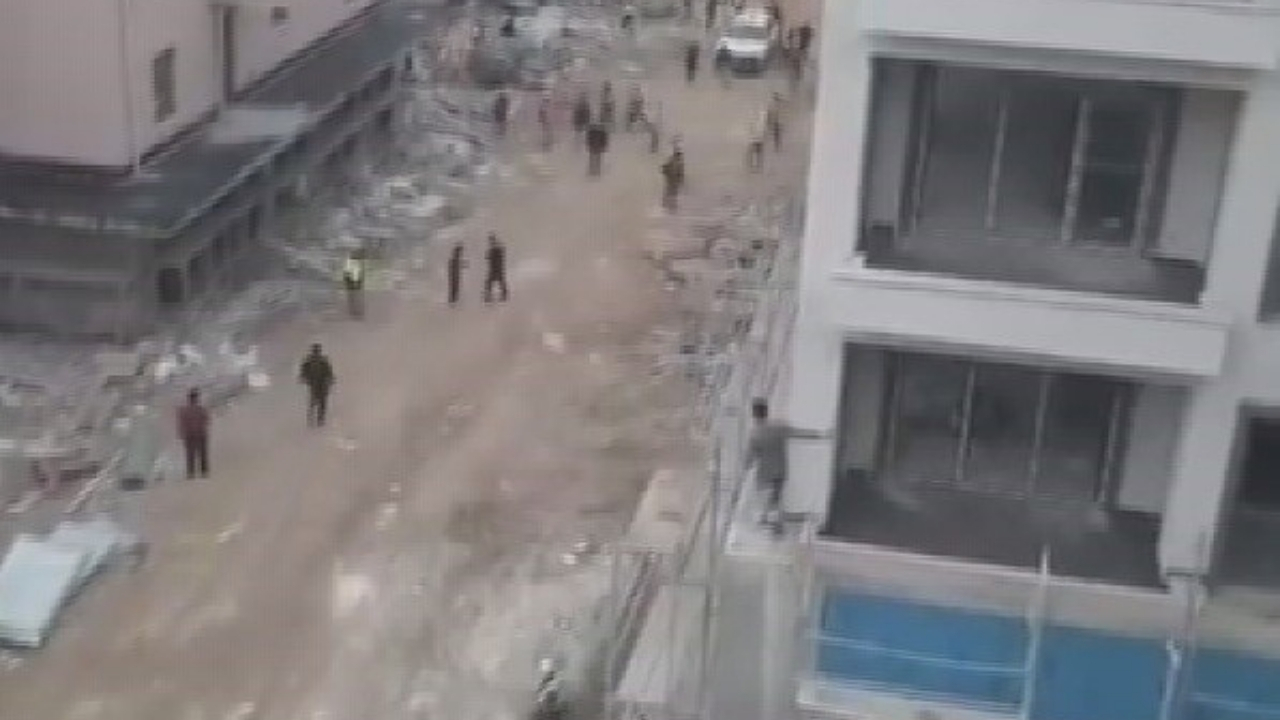 Kontrolden çıkan kavga, polis uyarı ateşiyle sonlandı