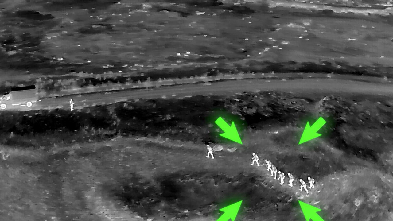 Iğdır'da sahte pasaport operasyonu: 9 düzensiz göçmen yakalandı