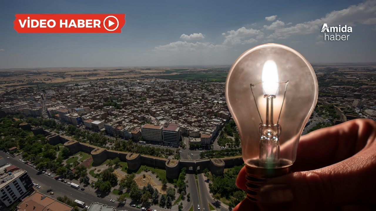 Diyarbakır: Elektrik yok, öğrenciler ders işleyemiyor