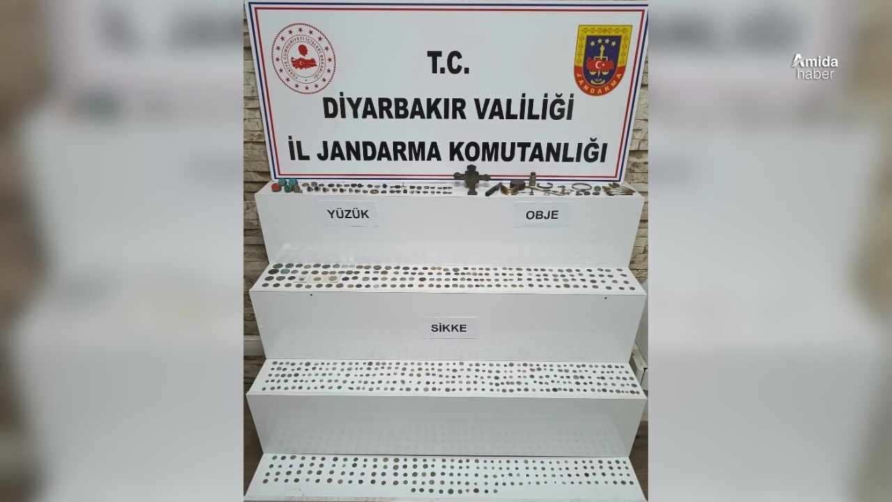 Diyarbakır’da Bizans dönemine ait sikke ve tarihi eserler ele geçirildi