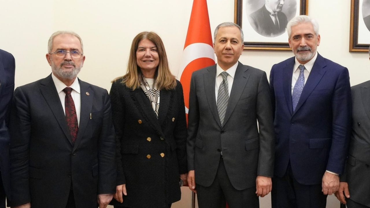 AK Parti Diyarbakır vekilleri Bakan Yerlikaya ile görüştü