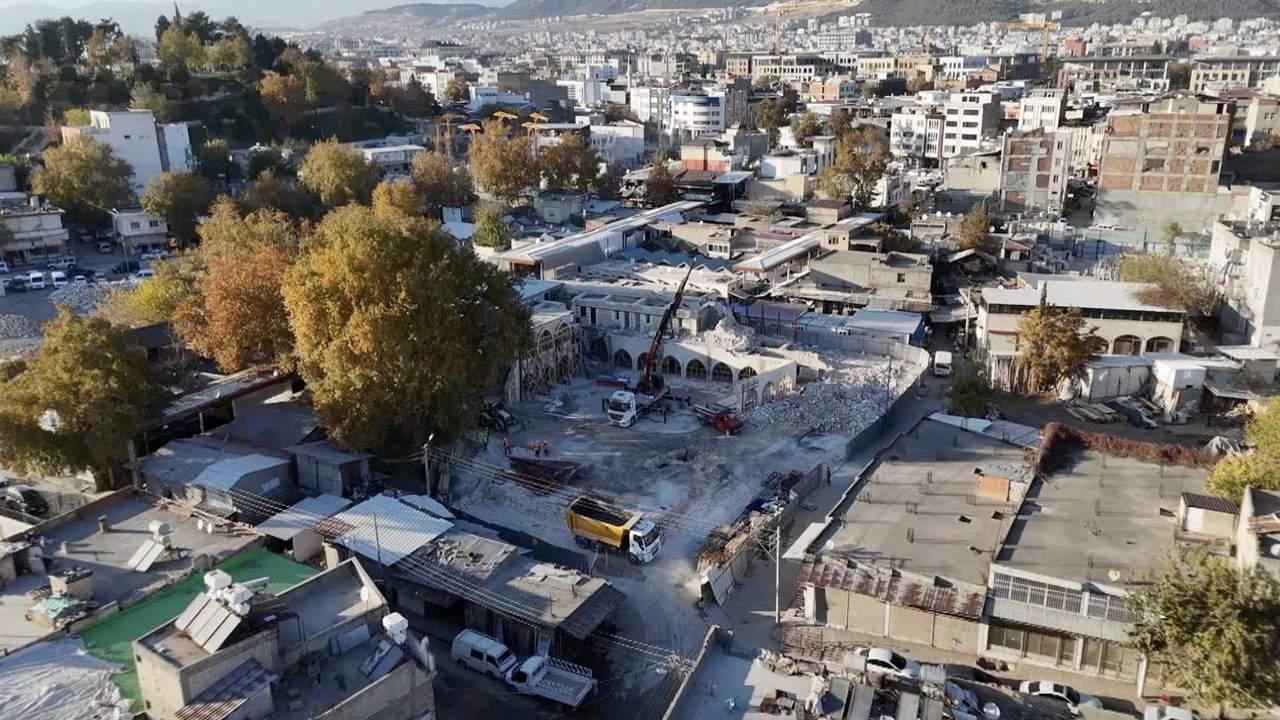 Adıyaman’ın simgesi Tuz Hanı’nda restorasyon hızlandı