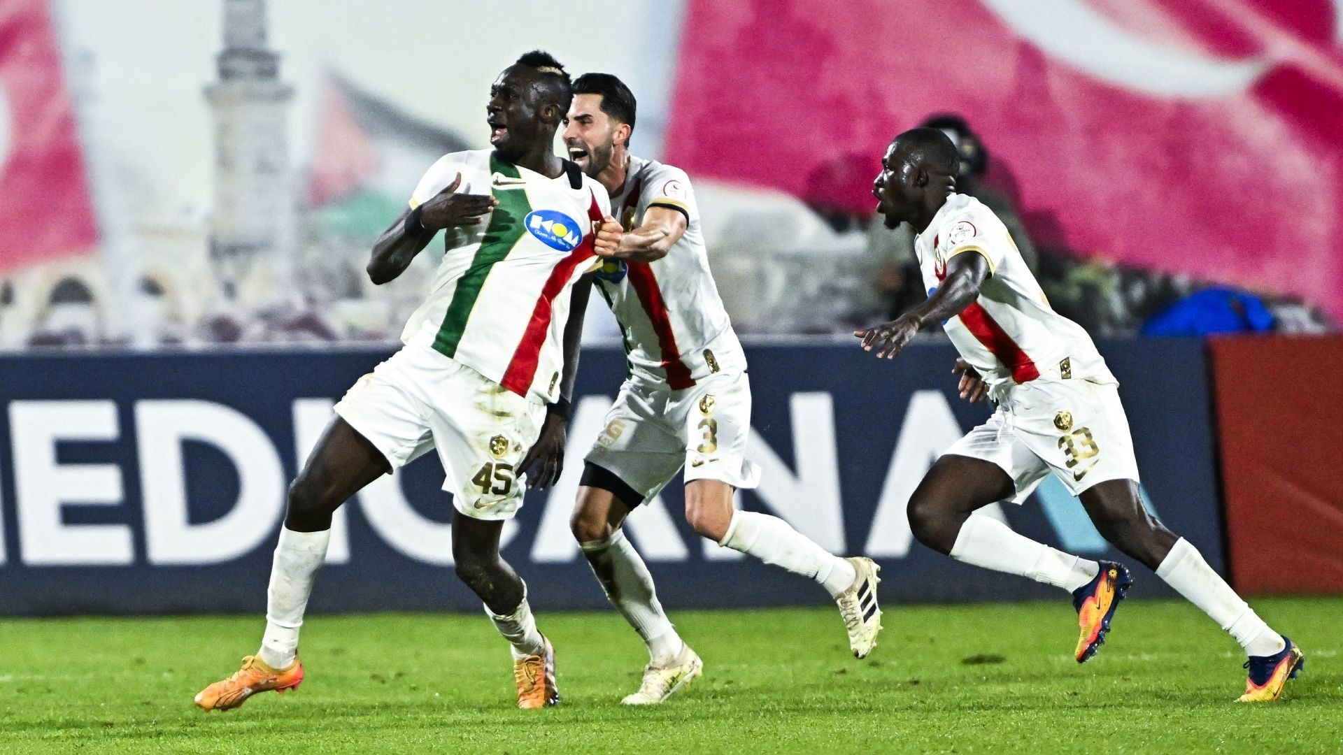 Amedspor şampiyonluğu kafasına taktı