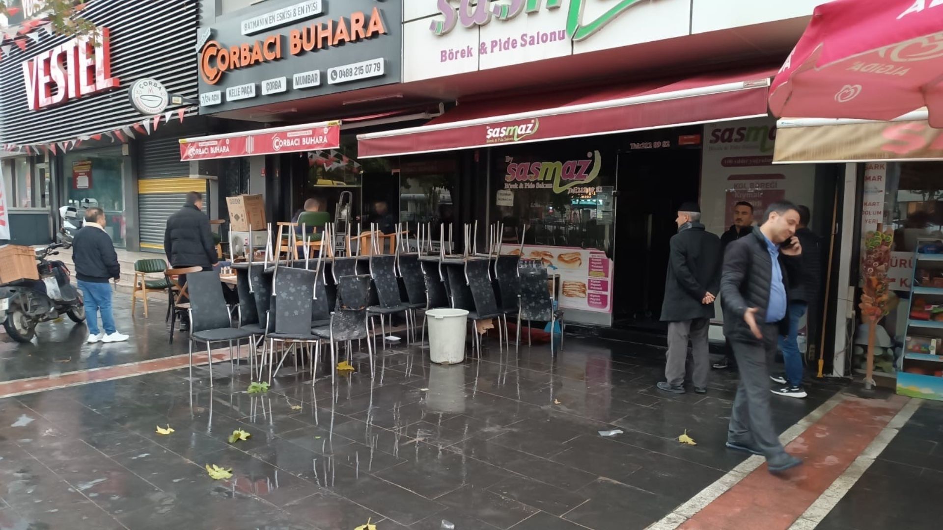 Batman’daki börekçi dükkanında yangın