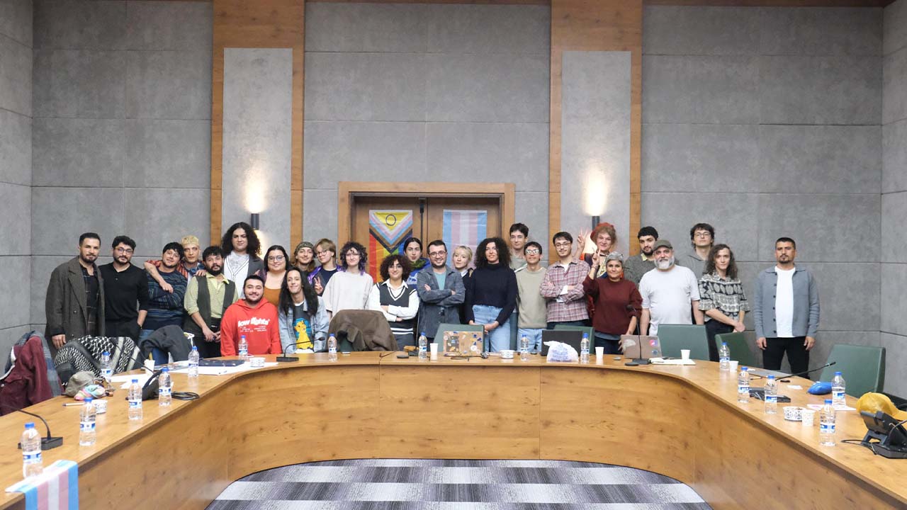 ‘Barış için LGBTİ+ İnisiyatifi’ Diyarbakır’da toplandı