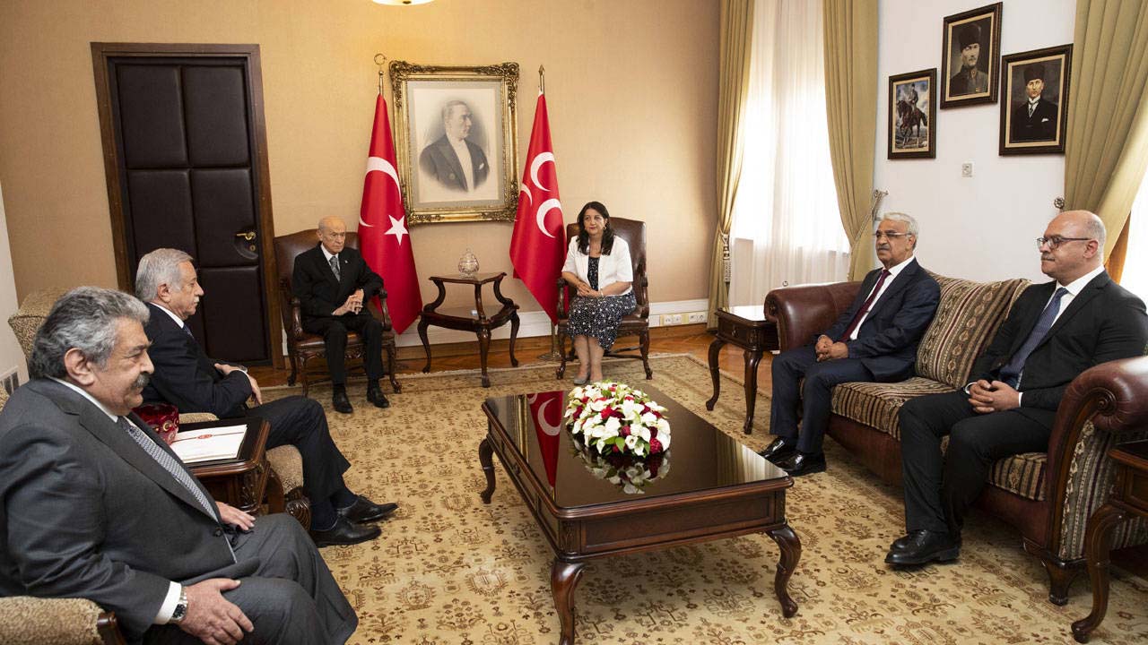 İmralı Heyeti Bahçeli'yi ziyaret edecek