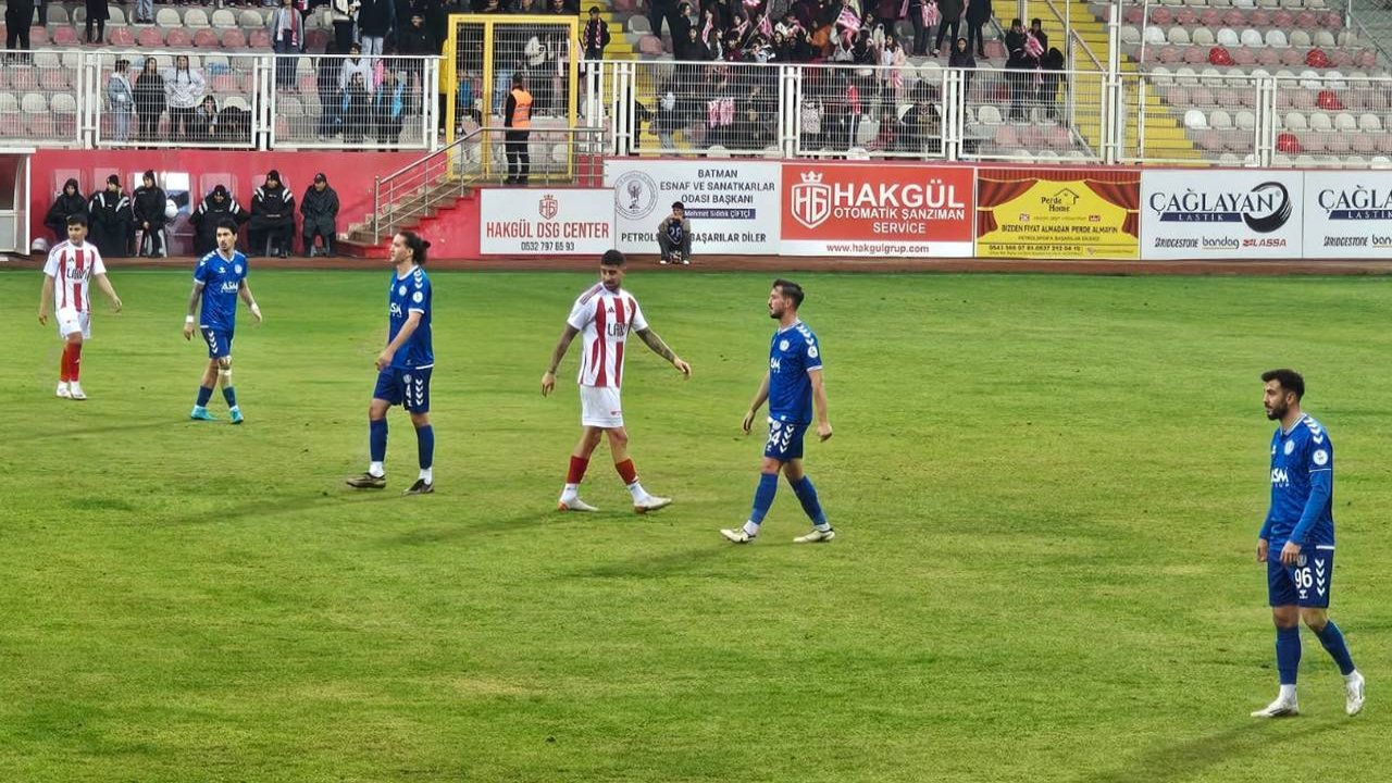 Şampiyonluk mücadelesi veren Batman yara aldı