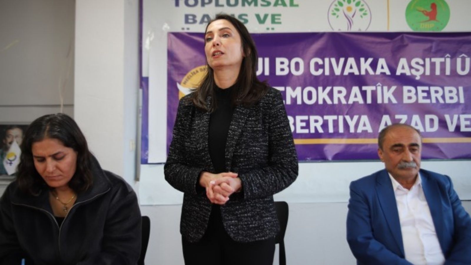 Tülay Hatimoğulları: Sürekli bir erteleme ve oyalama hali var