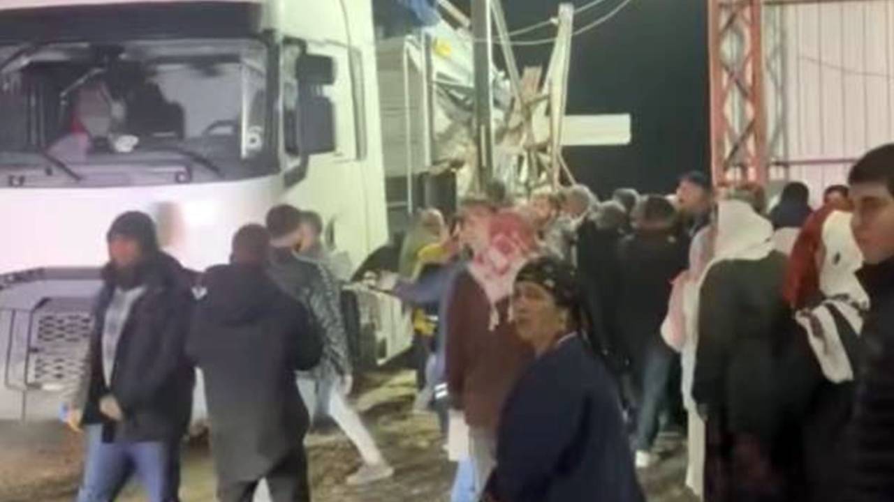 Mardin'de mısır silosu çöktü: 3 günlük baba can verdi